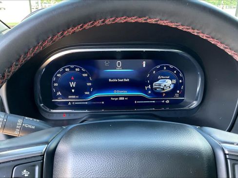 Used 2024 Chevrolet Suburban RST w/ Luxury Package AWD/4WD image 25