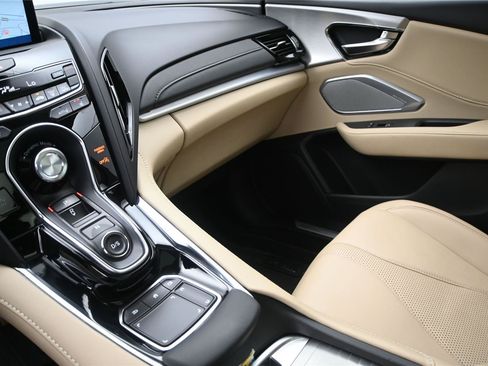 Certified 2023 Acura RDX AWD w/ Technology Package image 4