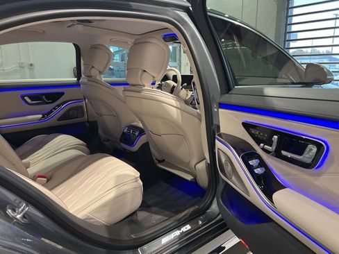 Used 2025 Mercedes-Benz S 63 AMG S image 52