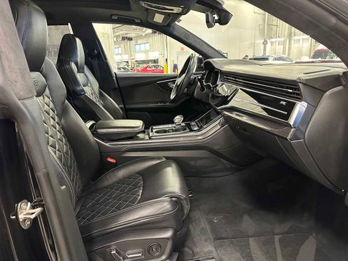 Used 2021 Audi SQ8 Prestige w/ Prestige Package image 10