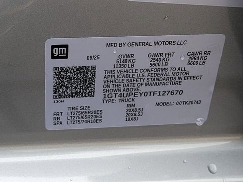 New 2026 GMC Sierra 2500 AT4 w/ AT4 Premium Plus Package image 17