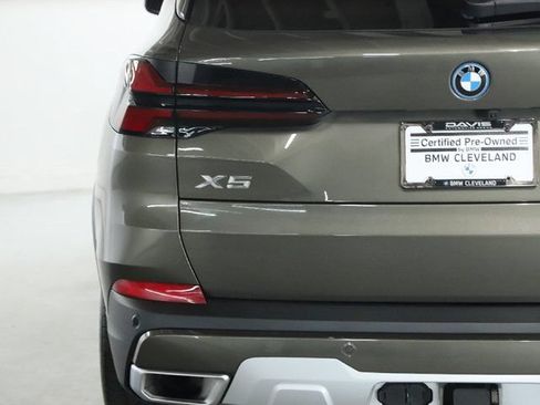 Used 2026 BMW X5 xDrive50e w/ Climate Comfort Package AWD/4WD image 45
