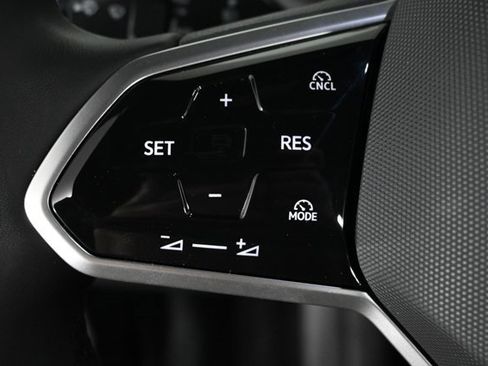 New 2025 Volkswagen ID. Buzz Pro S image 25