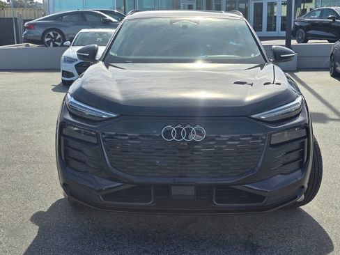 Used 2025 Audi Q6 e-tron Premium Plus w/ Premium Plus image 32