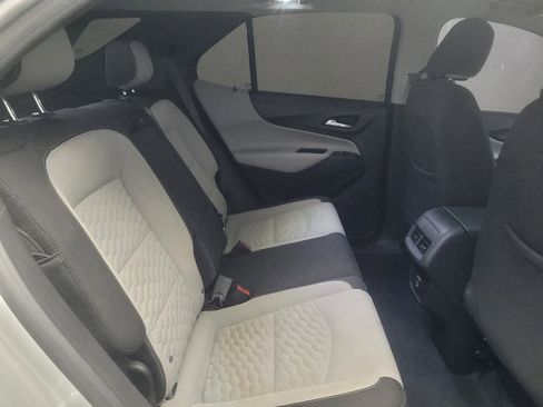 Used 2021 Chevrolet Equinox LS w/ LS Convenience Package FWD image 19