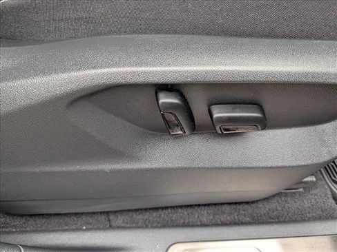 Used 2023 Volkswagen Atlas Cross Sport SEL Premium R-Line image 14