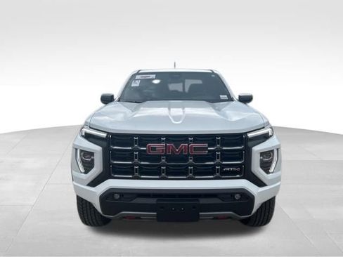 Used 2026 GMC Canyon AT4 AWD/4WD image 8