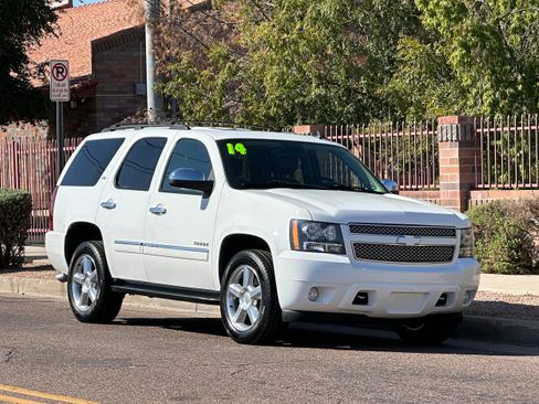 Used 2014 Chevrolet Tahoe LTZ image 8