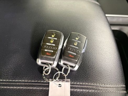 Used 2022 RAM 1500 Big Horn image 40