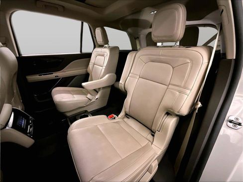 Used 2023 Lincoln Aviator Reserve w/ Elements Package Plus AWD/4WD image 25