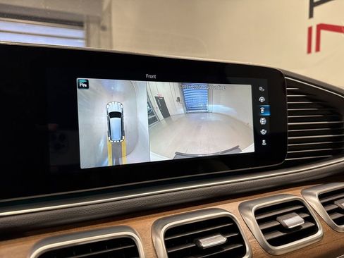 Used 2021 Mercedes-Benz GLS 450 4MATIC image 28