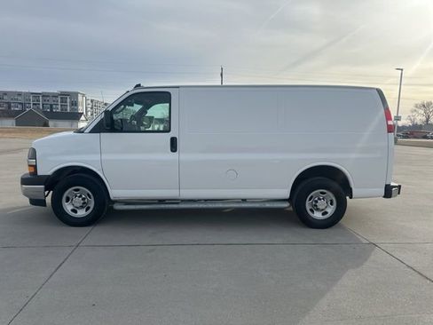 Used 2024 Chevrolet Express 2500 w/ Driver Convenience Package image 6