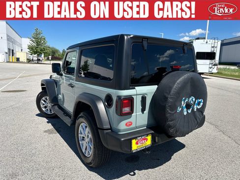 Used 2023 Jeep Wrangler Sport AWD/4WD image 6