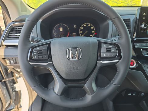 New 2026 Honda Odyssey Touring image 26