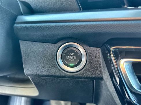 Used 2024 Chevrolet Traverse LS image 16