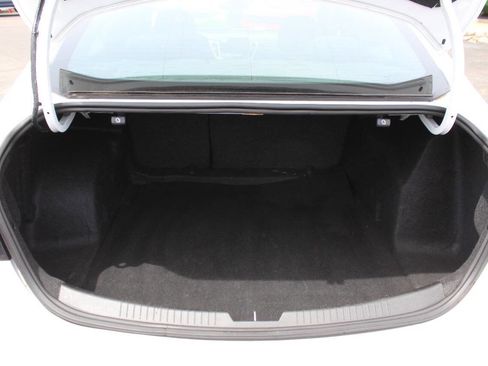 Used 2023 Chevrolet Malibu LT FWD image 14