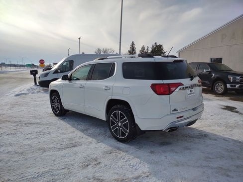 Used 2019 GMC Acadia Denali w/ Technology Package image 3