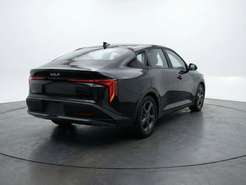 Used 2025 Kia K4 FWD image 9