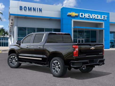 New 2026 Chevrolet Silverado 1500 High Country w/ Technology Package image 3