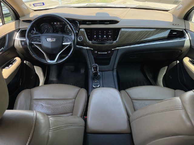 Used 2022 Cadillac XT6 Premium Luxury w/ Platinum Package AWD/4WD image 11