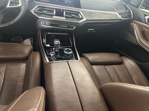 Used 2019 BMW X5 xDrive50i w/ M Sport Package AWD/4WD image 24