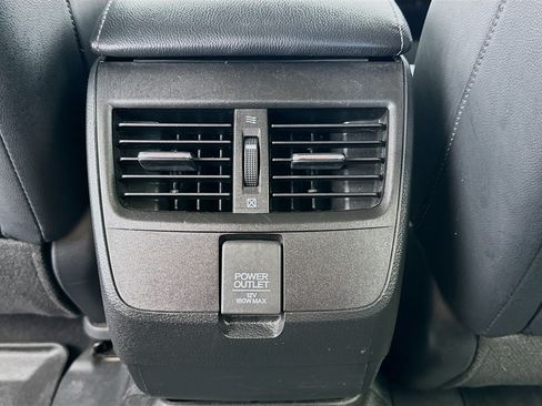 Used 2018 Honda Clarity Touring image 16