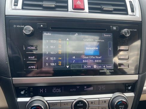 Used 2017 Subaru Outback 2.5i Premium image 60