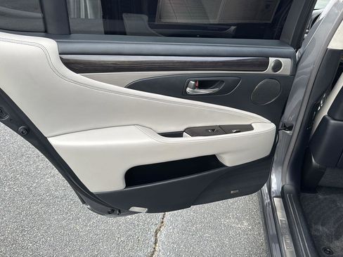 Used 2013 Lexus LS 460 L image 15