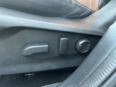 Used 2023 Subaru Forester Touring image 37