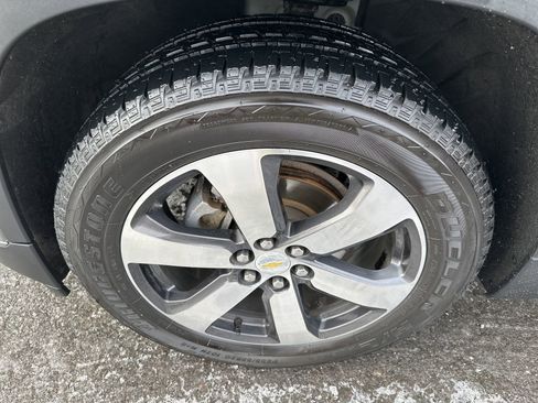 Used 2019 Chevrolet Traverse LT w/ LT Premium Package image 9