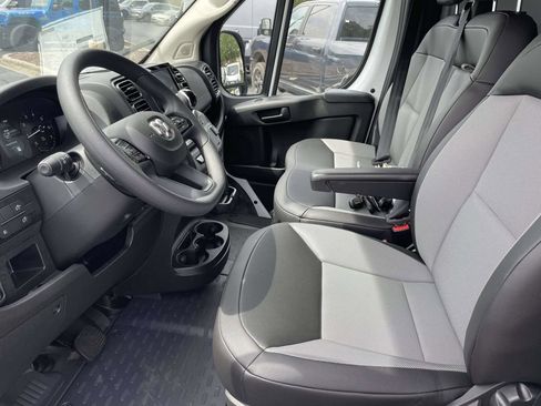 Used 2024 RAM ProMaster 1500 w/ Safety Group FWD image 24