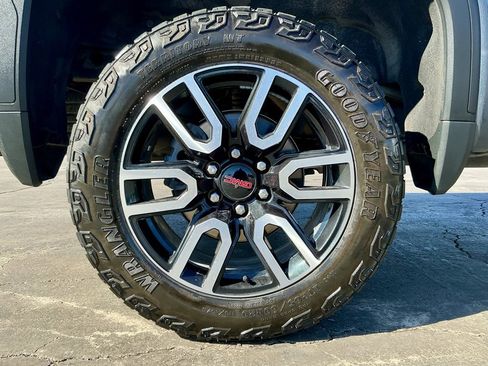 Used 2021 GMC Sierra 1500 AT4 w/ AT4 Value Package image 22