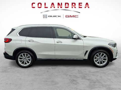Used 2022 BMW X5 xDrive40i w/ Premium Package image 7