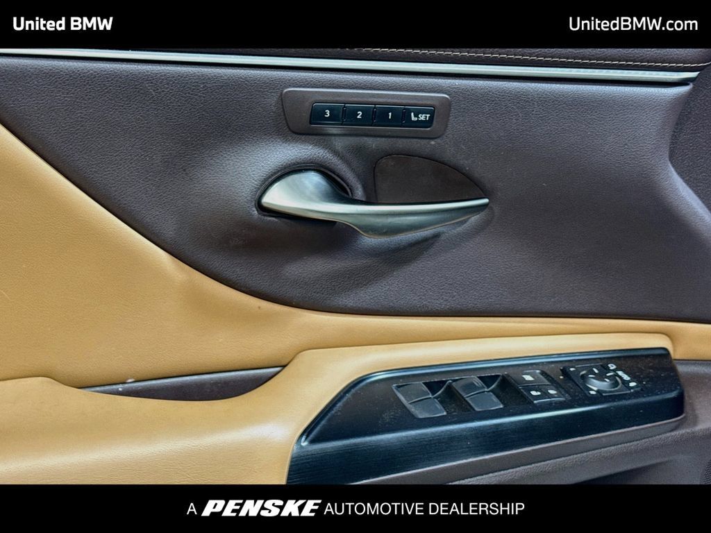 Used 2020 Lexus ES 350 w/ Premium Package FWD image 10