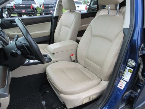Used 2016 Subaru Outback 3.6R Limited AWD/4WD image 21