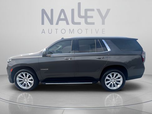 Used 2021 Chevrolet Tahoe Premier w/ Premium Package RWD image 2