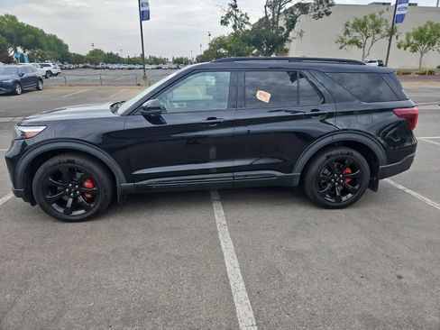 Used 2021 Ford Explorer ST w/ Equipment Group 401A AWD/4WD image 4