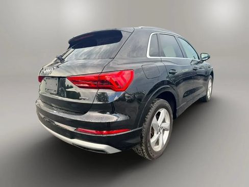 Used 2019 Audi Q3 2.0T Premium AWD/4WD image 8