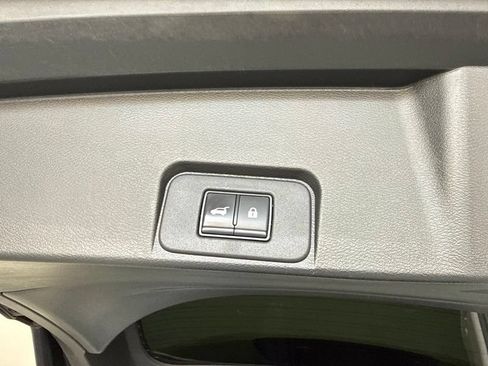 Used 2021 Nissan Rogue SL AWD/4WD image 10