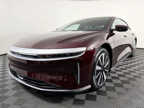 Used 2024 Lucid Air Touring AWD/4WD image 3