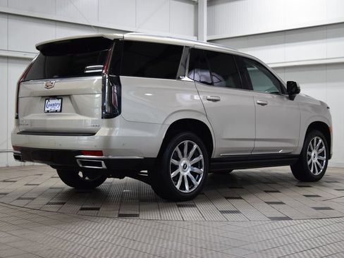 Used 2023 Cadillac Escalade Premium Luxury Platinum AWD/4WD image 8