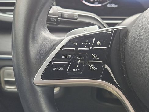 Certified 2025 Mercedes-Benz GLE 350 4MATIC image 20