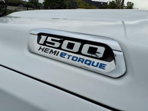 Used 2023 RAM 1500 Laramie AWD/4WD image 12