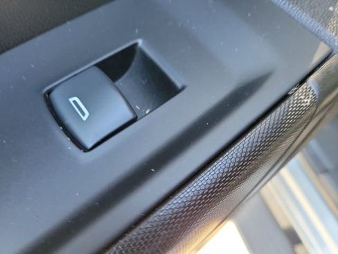 Used 2024 Chevrolet Silverado 1500 Custom image 13