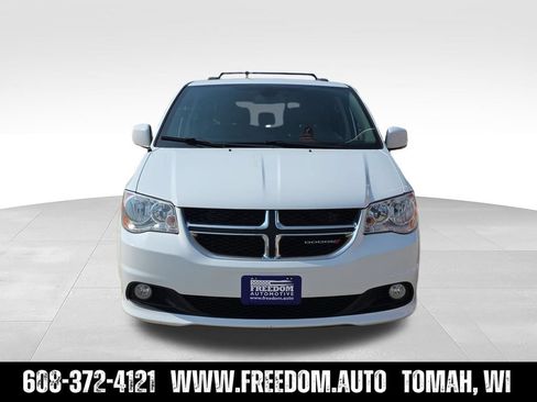 Used 2020 Dodge Grand Caravan SXT FWD image 12