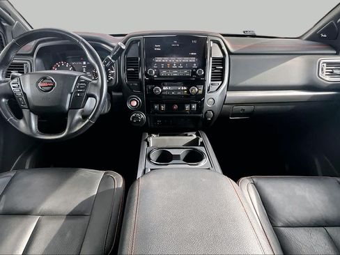 Used 2021 Nissan Titan PRO-4X w/ Pro-4x Convenience Package AWD/4WD image 16