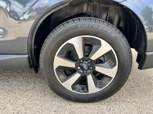 Used 2018 Subaru Forester 2.5i Limited w/ Popular Package #2 AWD/4WD image 18