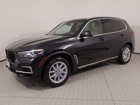 Used 2023 BMW X5 xDrive40i w/ Premium Package AWD/4WD image 1