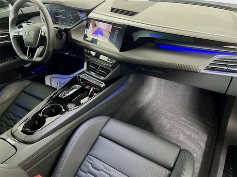 Used 2023 Audi e-tron GT Premium Plus w/ Performance Package image 30