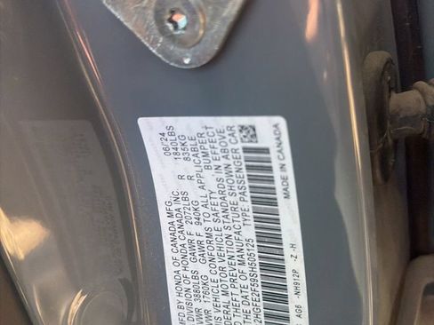 Used 2025 Honda Civic Sport image 12